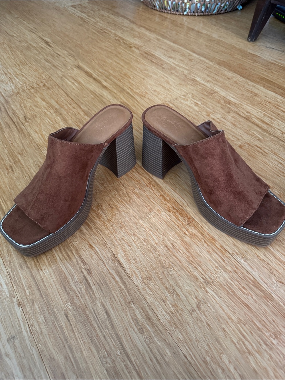 Universal Thread Brown Suede Platform Mule Heels